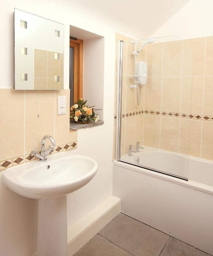 Pear Tree Cottages Wedmore Екстер'єр фото